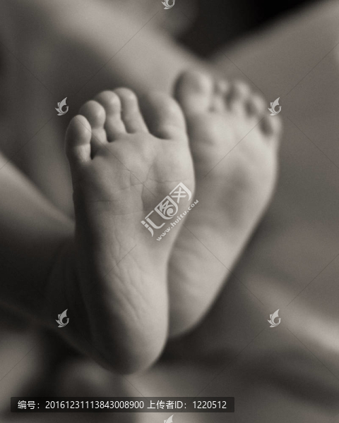 嬰兒的腳