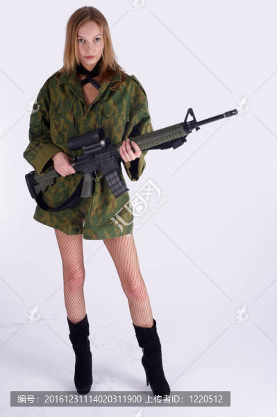 白槍女