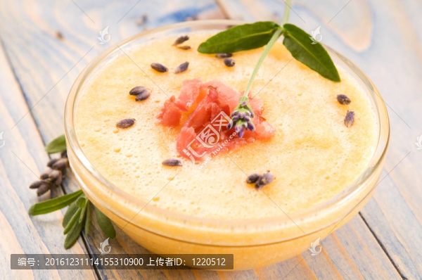 新鮮冬瓜湯火腿薰衣草花