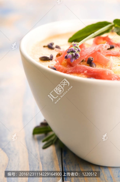 新鮮冬瓜湯火腿薰衣草花