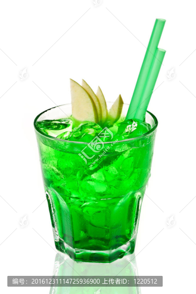 綠色的雞尾酒