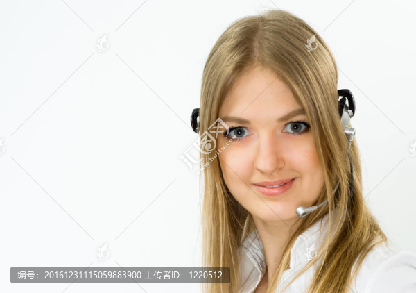 年輕漂亮的女人與電話(huà)