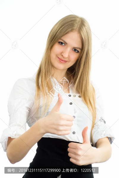漂亮的女孩在白色