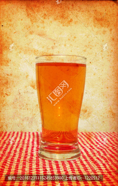 杯啤酒