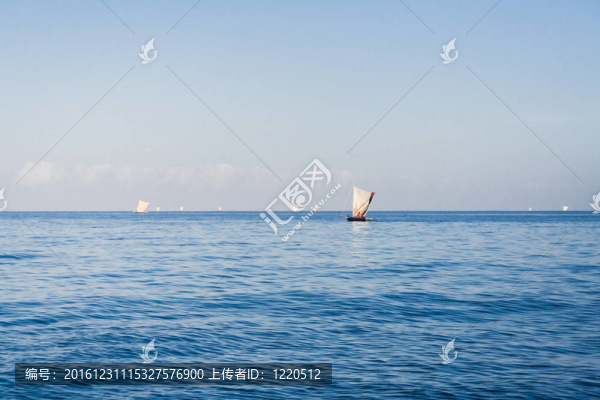 獨(dú)木舟