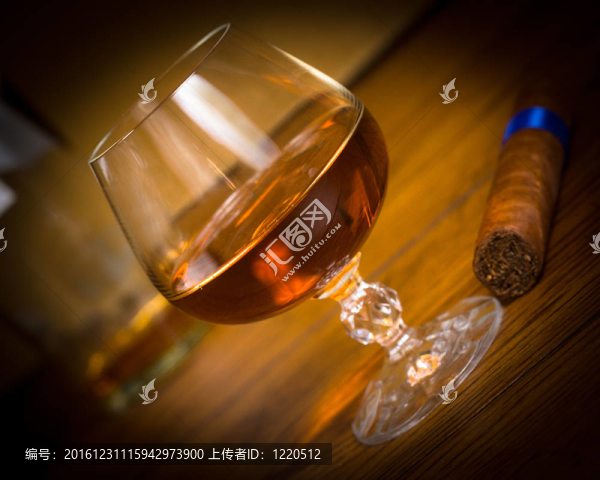 威士忌和雪茄