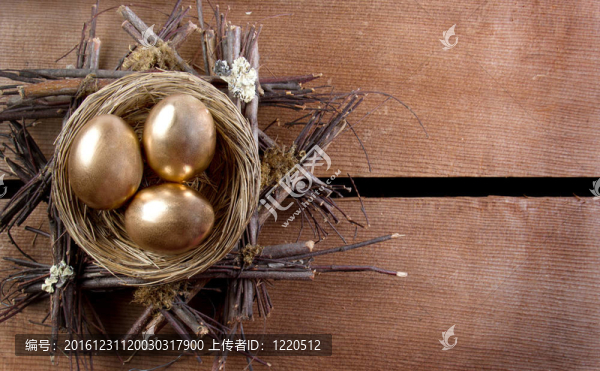 巢中的三個(gè)金蛋