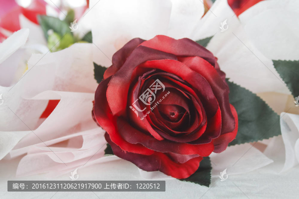 人工的玫瑰