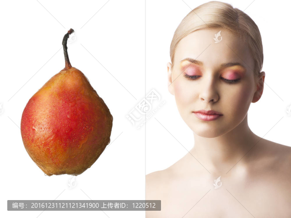 花妝；她是三個月來的