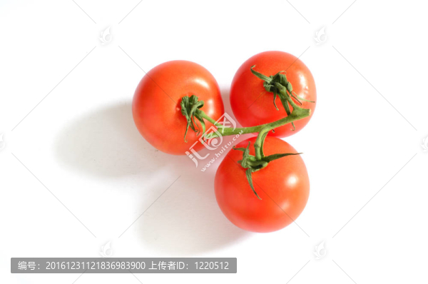葡萄上的三個西紅柿