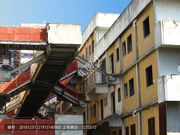 特別是帆scampia,-那不勒斯