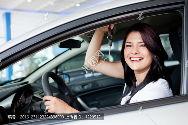 女人買車