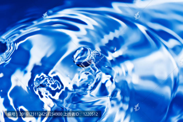 水