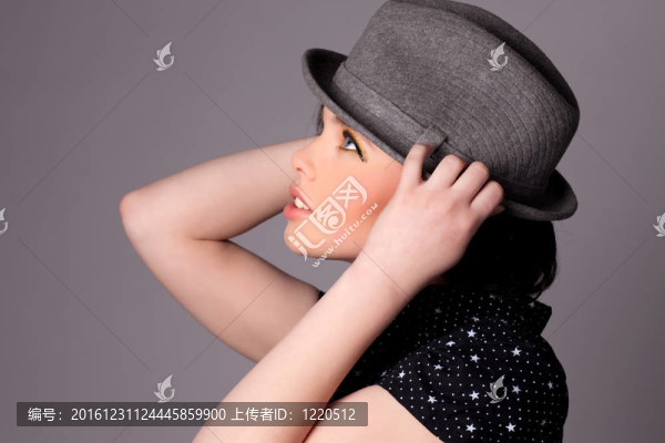 漂亮少婦時(shí)尚