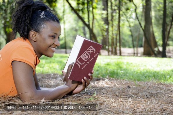 女人讀書