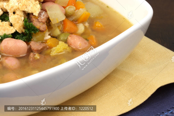 牛肉蔬菜湯