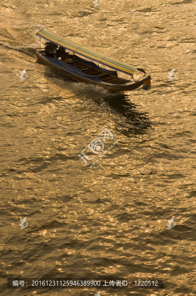 船上的Chao,Phraya；曼谷；泰國