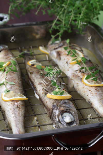 烤鱒魚(yú)