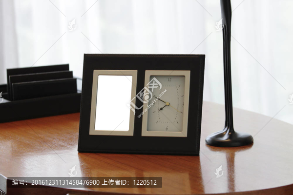相框和時(shí)鐘