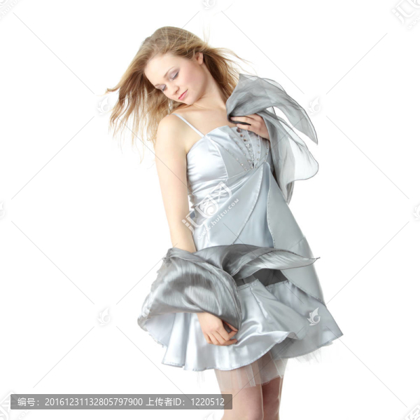 年輕漂亮的金發(fā)女人