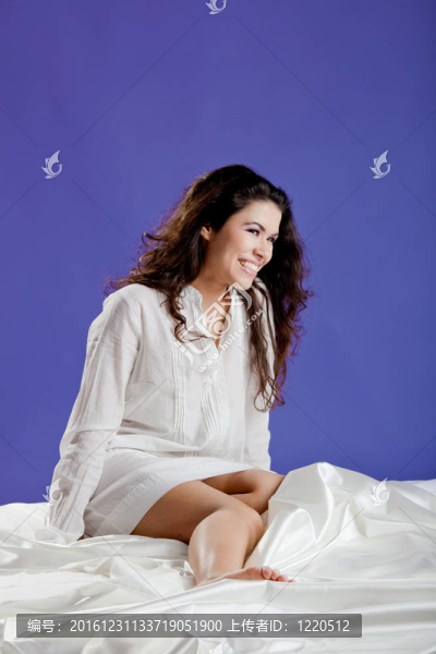 床上美女