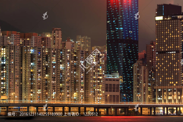 在香港夜晚的住宅