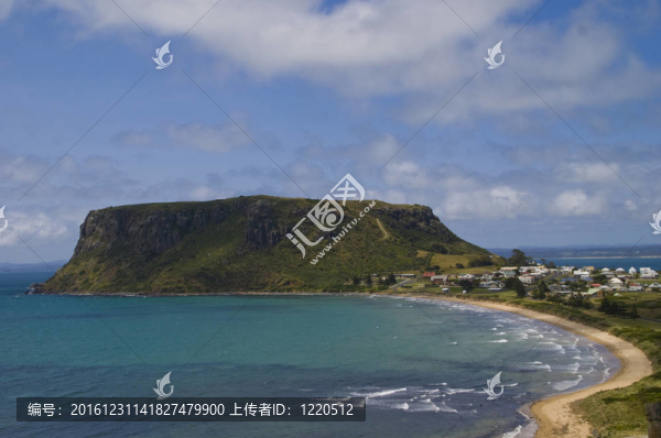 桌子山。