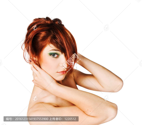 一個(gè)年輕的紅衣女孩特寫(xiě)
