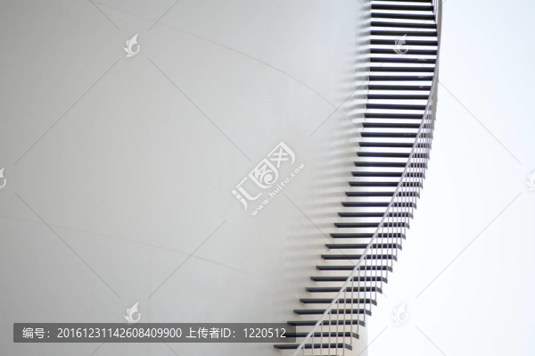 儲(chǔ)油罐側(cè)臺(tái)階
