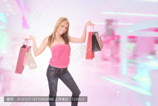 購(gòu)物性感女孩微笑