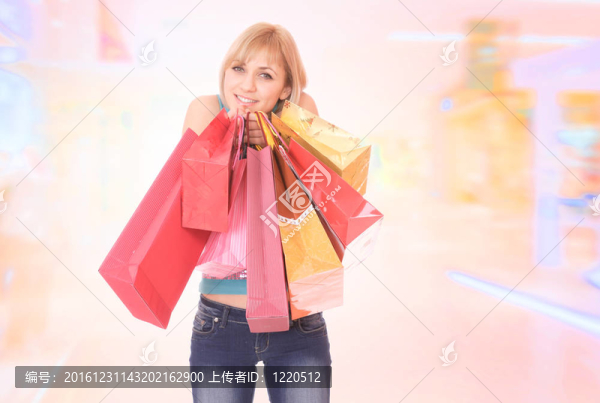 購(gòu)物性感女孩微笑