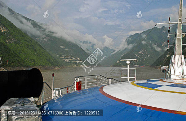 在中國(guó)Yangtze河上的游覽船