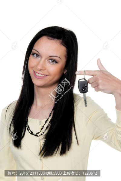 女子用汽車鑰匙駕駛考試