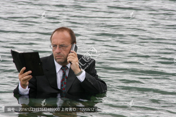 水上經理