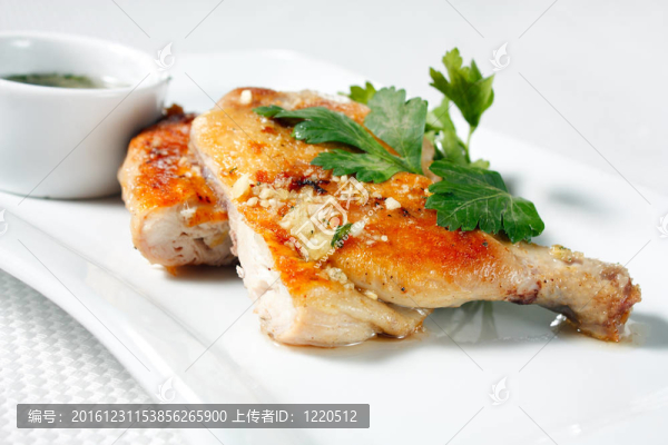 蒜汁烤雞腿