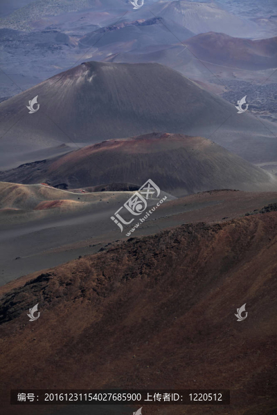 哈雷阿卡拉火山口