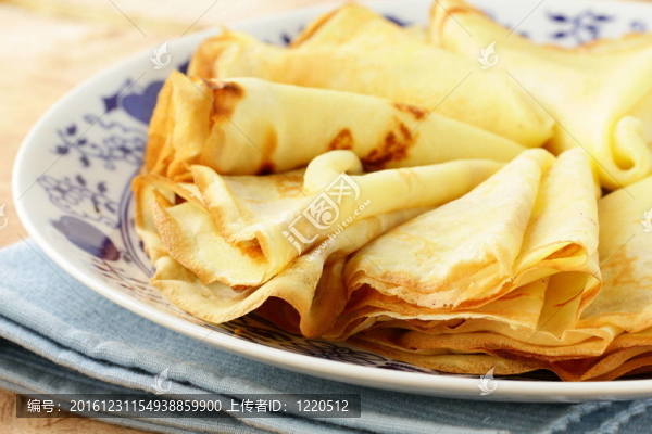傳統(tǒng)的俄羅斯煎餅