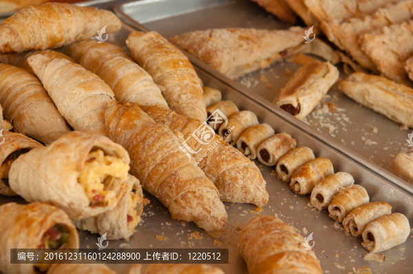 早餐牛角包