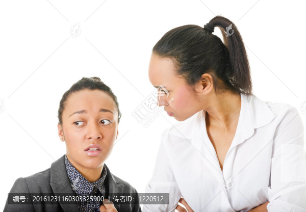 關(guān)系復(fù)雜性；理解與信任