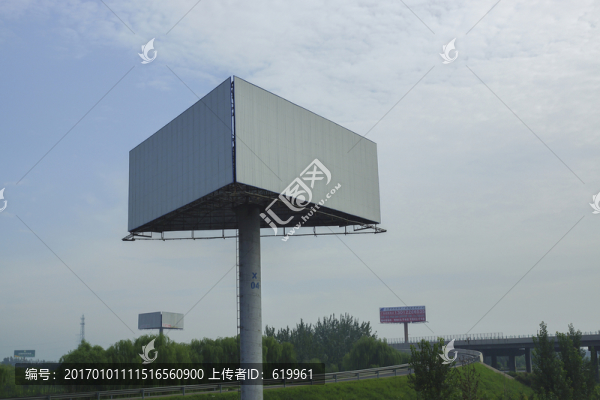 高架廣告牌