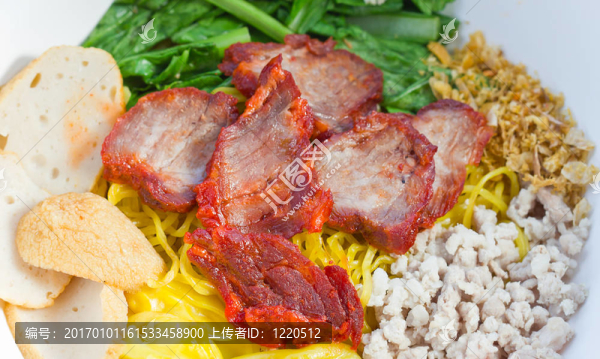 泰式豬肉蔬菜面