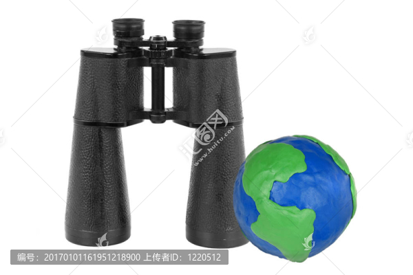 雙筒望遠鏡和地球儀