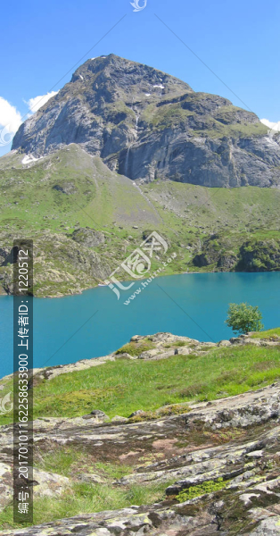 該gloriettes湖和estaube馬戲團(tuán)山垂直景觀；比利牛斯山；法國(guó)；全景