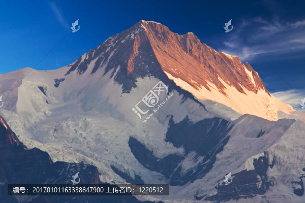 安納布爾納山II在黎明；尼泊爾