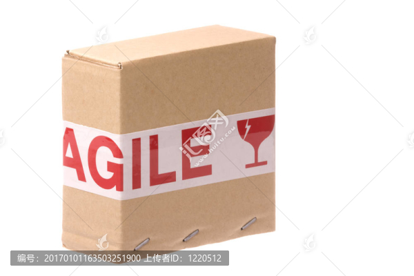 帶易碎膠帶的盒子