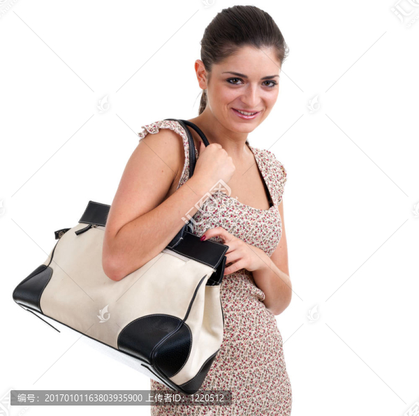 年輕的黑發(fā)婦女與袋；孤立