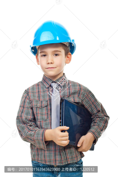 小建筑師與筆記本電腦男孩