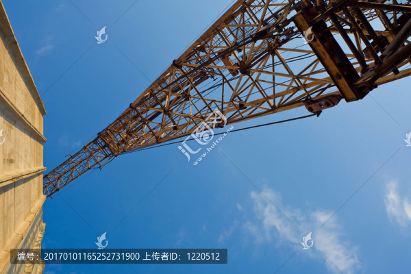 建筑起重機(jī)的動(dòng)力