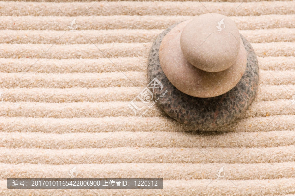 禪。石頭和沙子