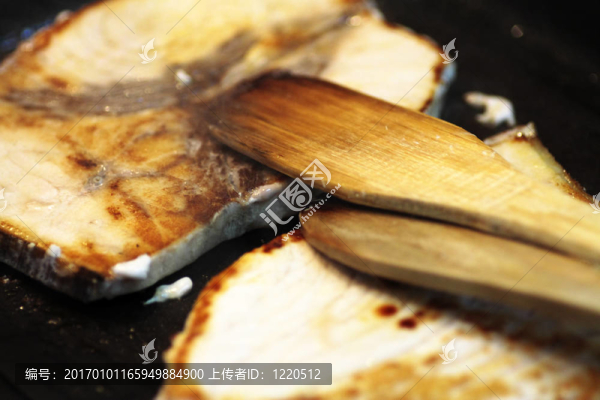 箭魚(yú)烤熟的傳統(tǒng)